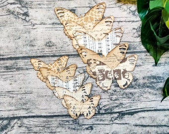 Conjunto de 10 mariposas de papel andrajosas y angustiadas, efímeras, adornos, diario basura, diario de arte, hecho a mano, medios mixtos, troquelados