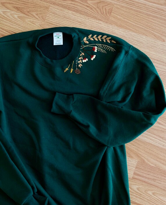 Hand Embroidered Floral Green Crewneck Sweatshirt Autumn Wildflower Sweater Women s Embroidered Long Sleeve Fall Flower Embroidery Shirt