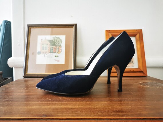 1950s vintage blue suede heels