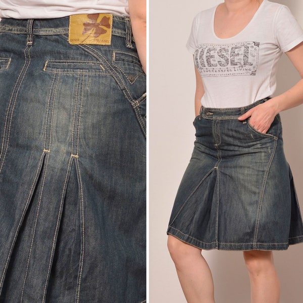 Godet Skirt - soft blue w/ pink floral