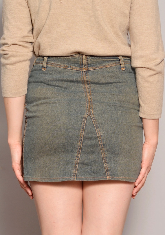 New Distressed green skirt | Green skirt, Green mini skirt, Skirts