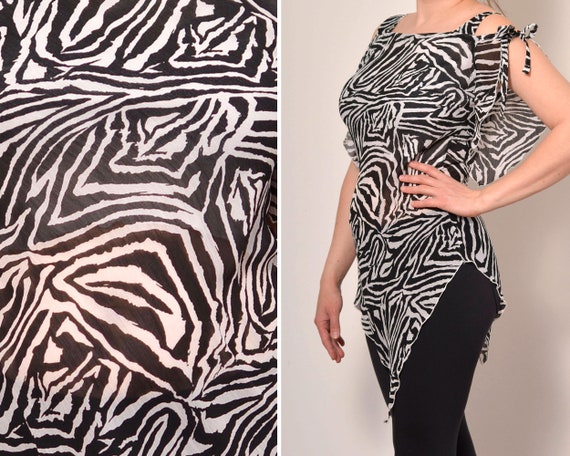 Size 8 | Zebra Stripe High Low African Style Tuni… - image 1