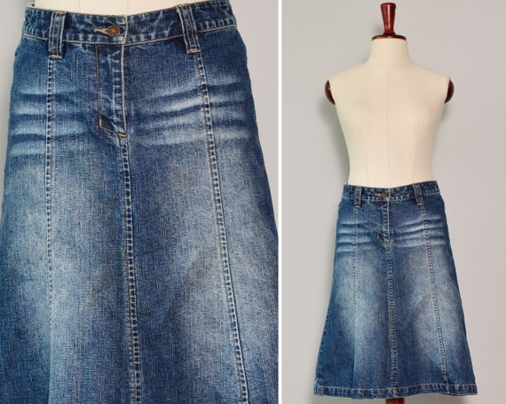 medium wash denim skirt