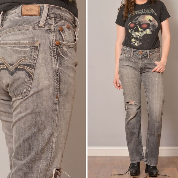 Size M W31L32 | Grey Wash Distressed Boyfriend Pepe Jeans | Frayed Jeans with Holes | Worn Out Straight Leg Unisex Grunge Style Torn Mens