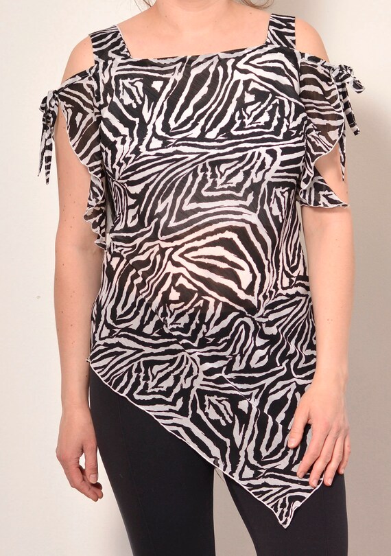 Size 8 | Zebra Stripe High Low African Style Tuni… - image 7