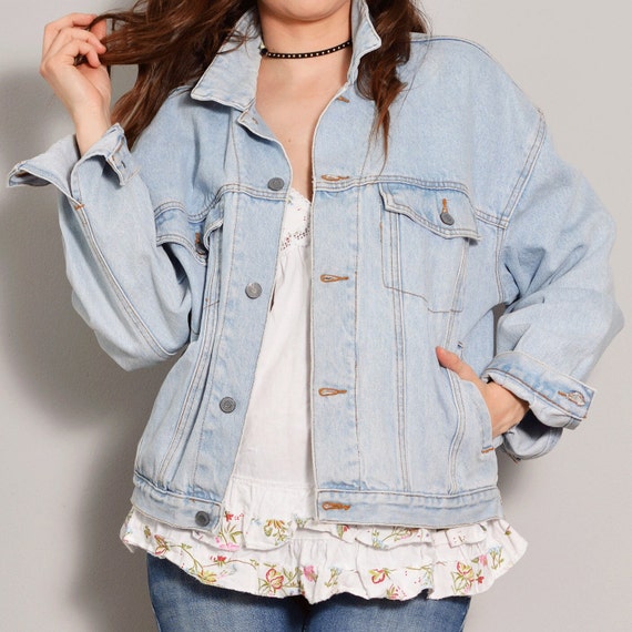 Light wash cheap denim jacket