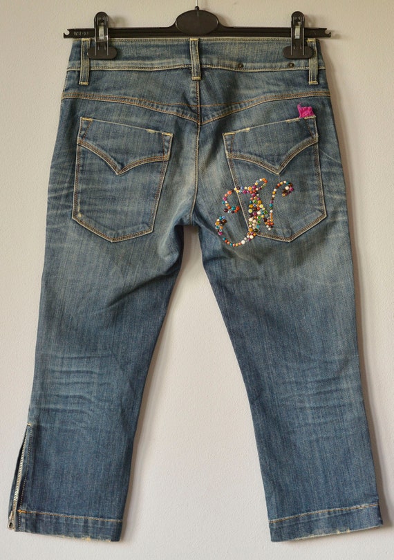 Size 6 - 27 | Colorful Studded Slim Nolita Capri … - image 10