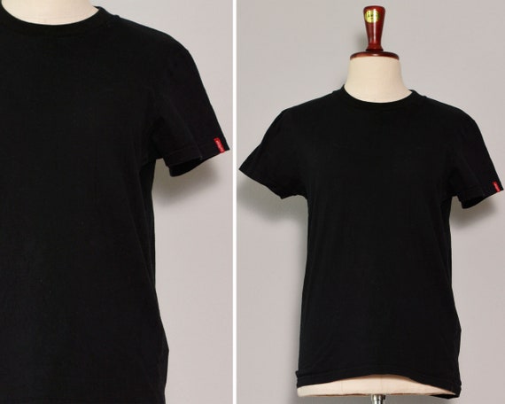 black basic tee