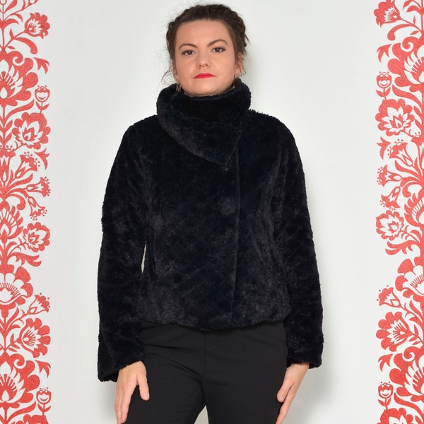 Taille 8 10 | Veste fourrure noire à col montant | Moyenne Grande | Moyenne Grande | Veste pelucheuse confortable en fausse fourrure | Veste d'hiver douce et chaude à col montant