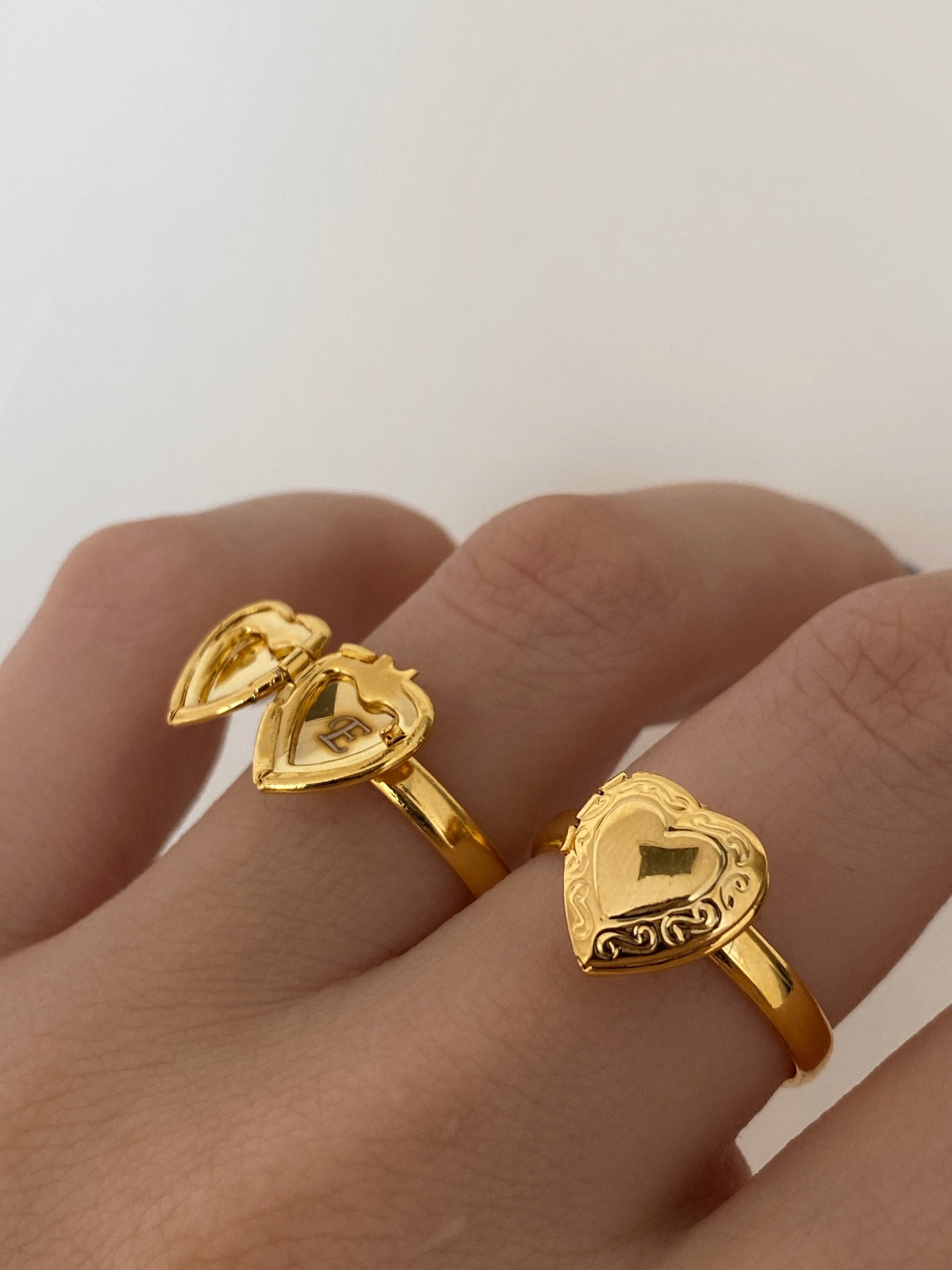 Lockit ring, yellow gold - Q9F64G