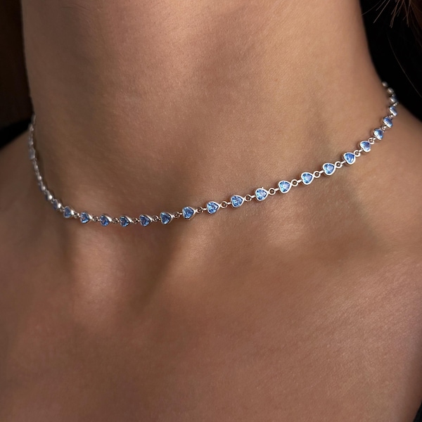 Collana girocollo con cuore in acquamarina, delicata collana da sposa, collana con pietra portafortuna di marzo, collana a cuore, gioielli in acquamarina, regalo per San Valentino