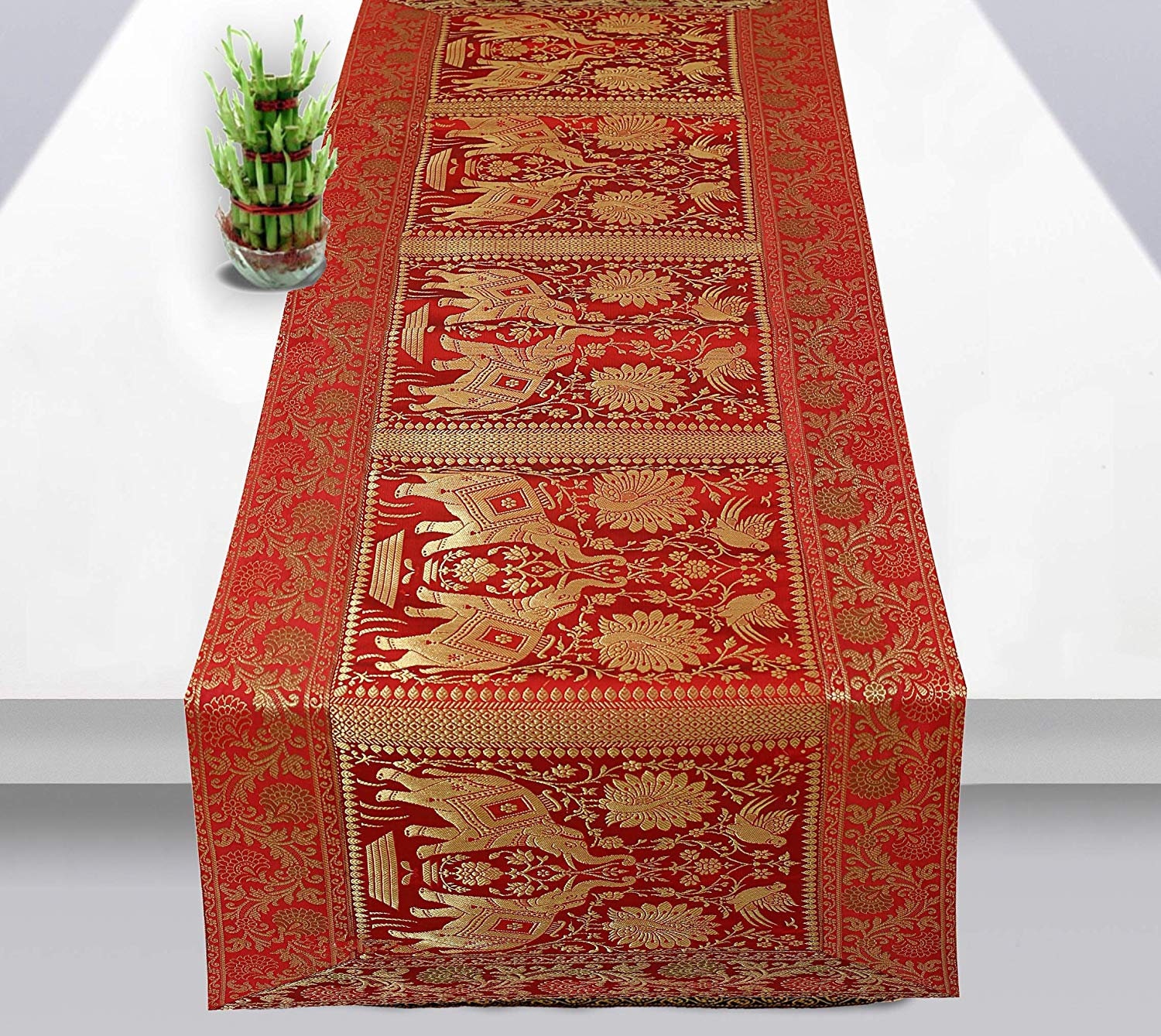 Indian Dining Room Silk Modern Table Runner Red Gold Elephant Tablecloth Farmhouse Style for Home Table Decor 60x16 Christmas
