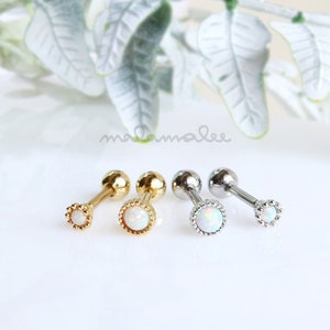 Winzige weiße Opal Ohrringe mit Schraubverschluss, Titan Ohrringe, 16G Labret, Knorpel Ohrring, Knorpel Piercing, Tragus, Helix Ohrring, Conch