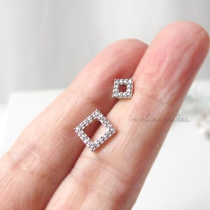 CZ Square Ear Piercing, Square Stud CZ earrings, 16G Cartilage earrings, Minimalist earrings, cz diamond stud, Surgical Steel stud earrings
