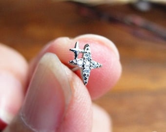 Little Star Shine Ear Piercing, Stud CZ oorbellen, 20G kraakbeen oorbellen, Helix Piercing, Tiny Stars stud, Chirurgisch stalen stud, Star earring