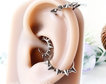 Spike Hoop earring, Titanium Clicker Huggie Hoop, 16G Helix Earring, Daith earring, Cartilage Conch hoop, Tragus earring, Helix hoop