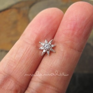 Star Rays sprankelende CZ stud oorpiercing, 16G kraakbeenoorbellen, helix stud, minimalistische oorbellen, chirurgisch stalen stud oorbellen,