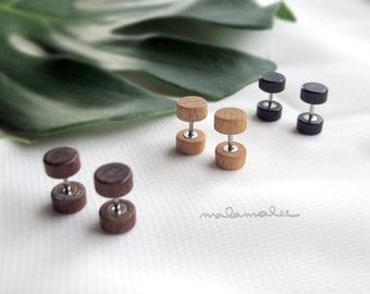 Round wood studs, Fake Plugs, Wooden Fake Plugs, Fake Gauge earrings, minimalist earrings, geometric earrings, wood earrings, rustic earring