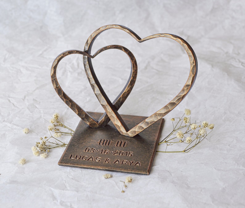 Corazón de bronce para el 8.º aniversario, regalo de aniversario de boda, regalo personalizado del 8.º aniversario, dos corazones de acero, regalo del 8.º aniversario para la esposa imagen 9