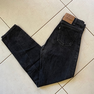 29/M vintage 550 made in USA Levi’s jeans, black wash levis jeans, levis size small, levis w29, size 29, high waisted jeans, women levis