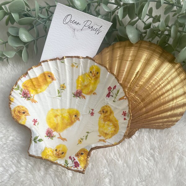 Hand finished Natural Scallop Shell Dish Ornament - Chicks, Birds - Gold or Silver Edge / Back - Cornish Shell - Decoupage