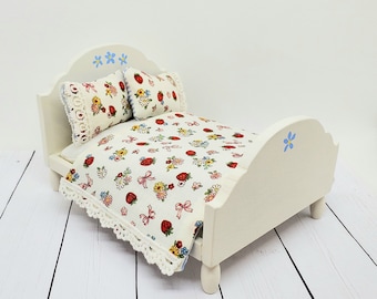 Forget Me Not Bed includes bedding set for Maileg mouse furniture or dollhouse.
