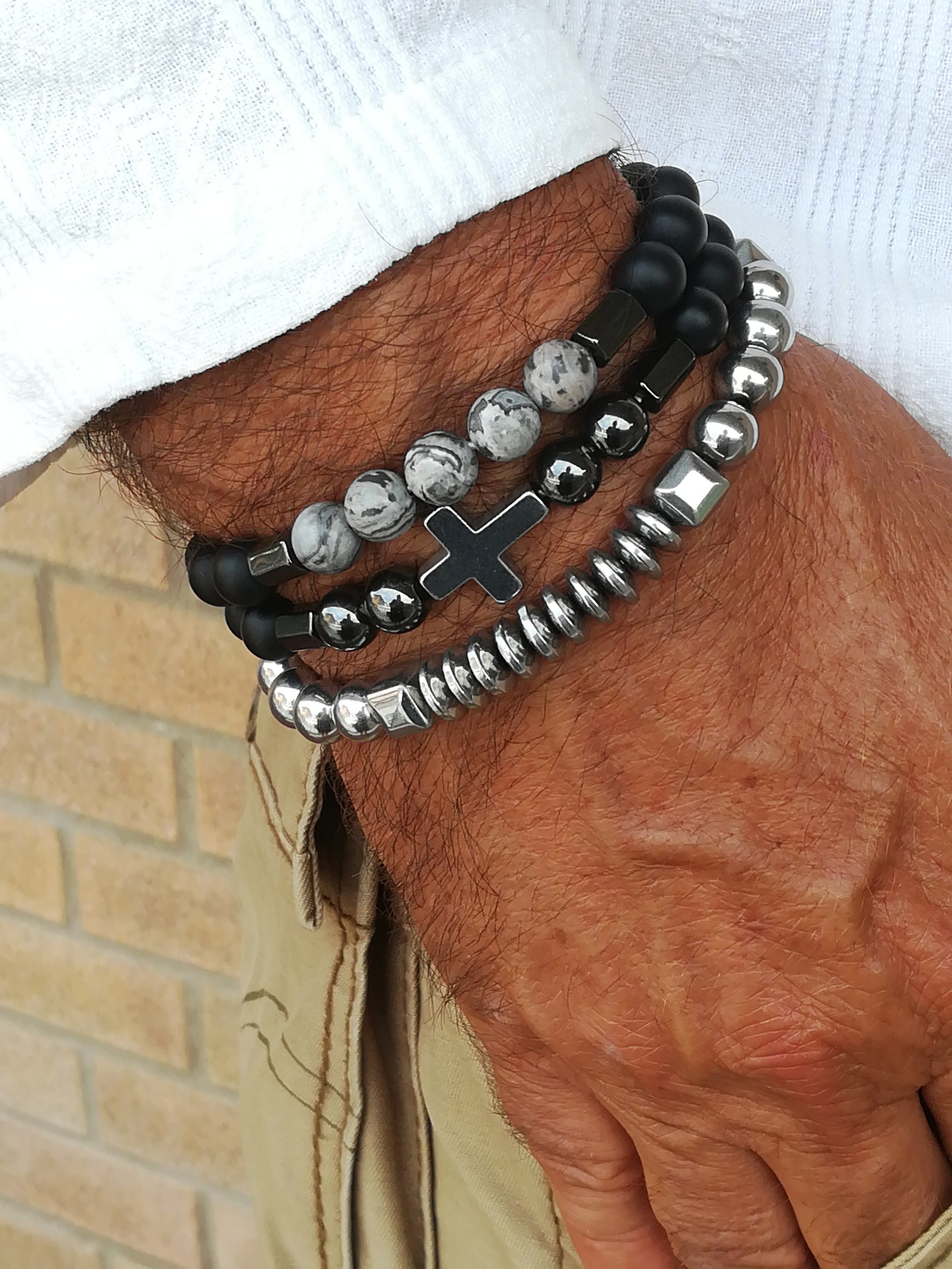 Men Leather Bracelet - Shop Leather Bracelets for men starting from ₹120  onwards | Myntra