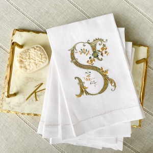 Serviettes d&#39;invité en lin brodées, torchon d&#39;invité monogrammé de style français, cadeaux d&#39;hôtesse, cadeaux de maison chaleureuse, décoration de salle de bain