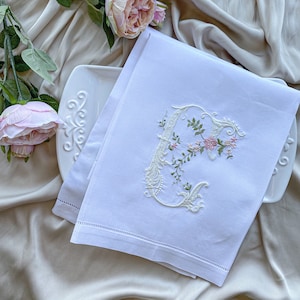 French Style Embroidered Monogrammed Linen Guest Towels, Guest Tea Towel, Hostess gifts, warm house gifts, Wedding Gifts