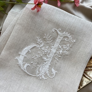 French Style Embroidered Monogrammed Linen Guest Towels, Guest Tea Towel, Hostess gifts, warm house gifts, Wedding Gifts