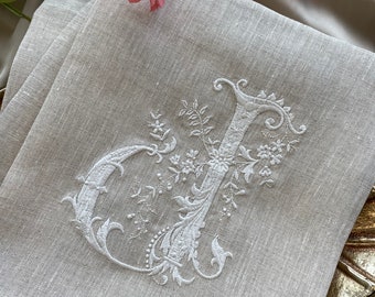 French Style Embroidered Monogrammed Linen Guest Towels, Guest Tea Towel, Hostess gifts, warm house gifts, Wedding Gifts