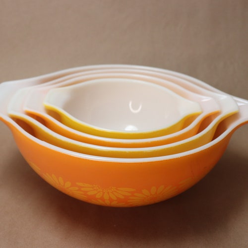 Vintage SUNFLOWER DAISY PYREX Cinderella Mixing Bowl Set Etsy