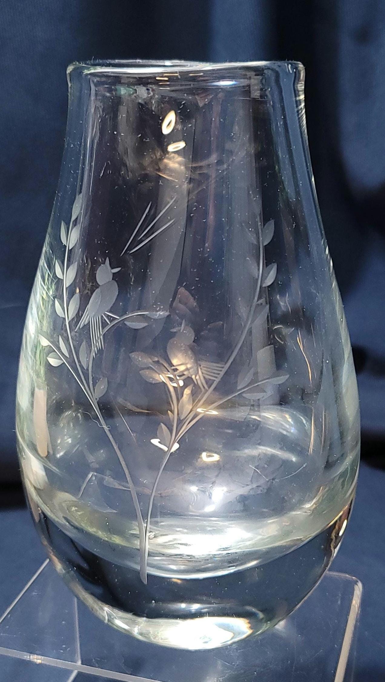 Vintage Sweden Kosta Boda 『Teardrop』 VTG - Kosta Boda - Sweden - Teardrop Vase With Etched