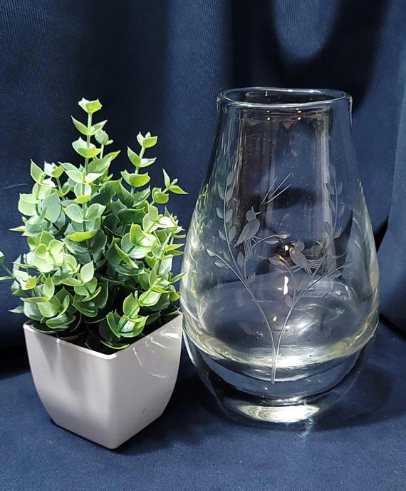 Vintage Sweden Kosta Boda 『Teardrop』 VTG - Kosta Boda - Sweden - Teardrop Vase With Etched