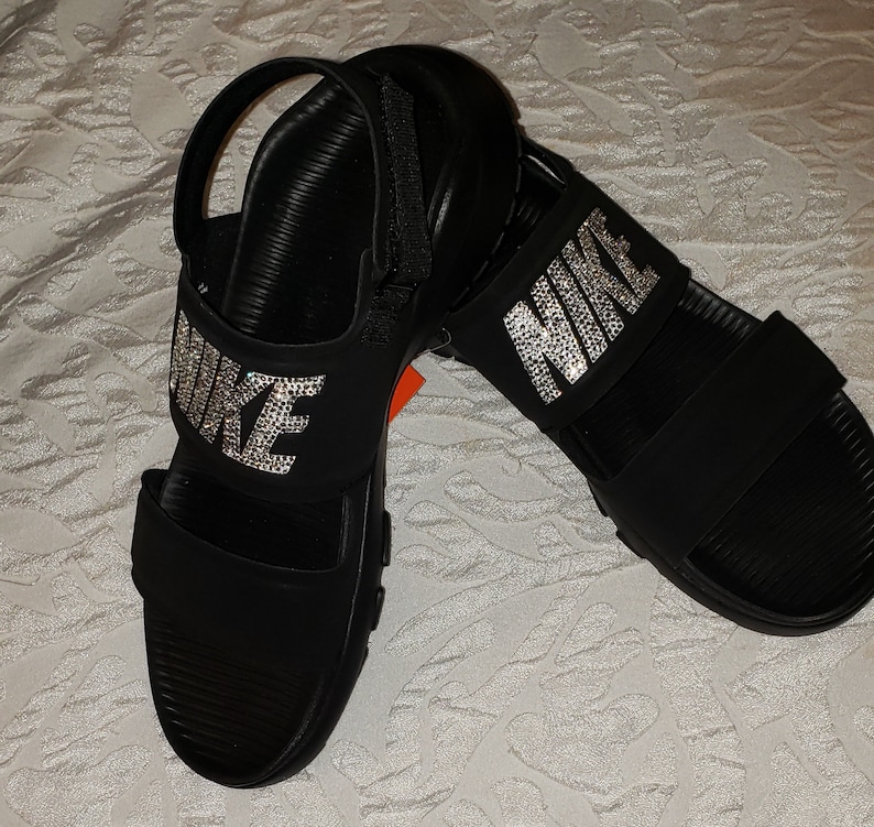 tanjun slide sandals