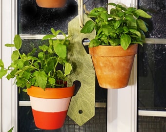 PotNotch Wooden Plant Pot Hanger