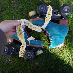 Yellow Roller Skates Leash, Carrying Strap For Roller Skates, Roller Derby Accessories, Gift For Skater, Skate Noose, Skater Gift