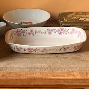 Porcelaine de Paris vintage French baking dish, beautiful white with pink flowers