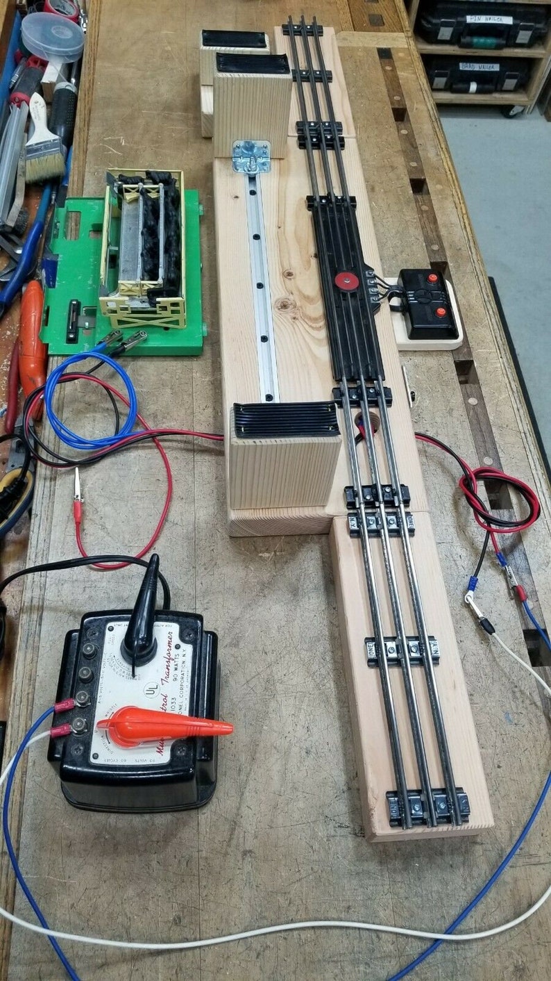 FULL O Gauge 525 Sold LIONEL Trains Deluxe Test Stand 3'6 in Length UCS Track Engines Etsy