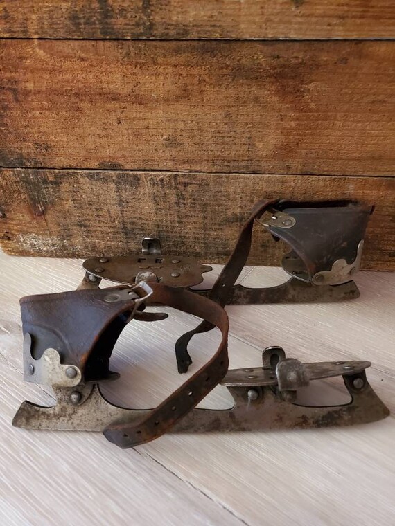 Antique Barney and Berry Aged Leather and Metal Ice Skates. Primitive, Rustic Skate Decor. Victorian skating.