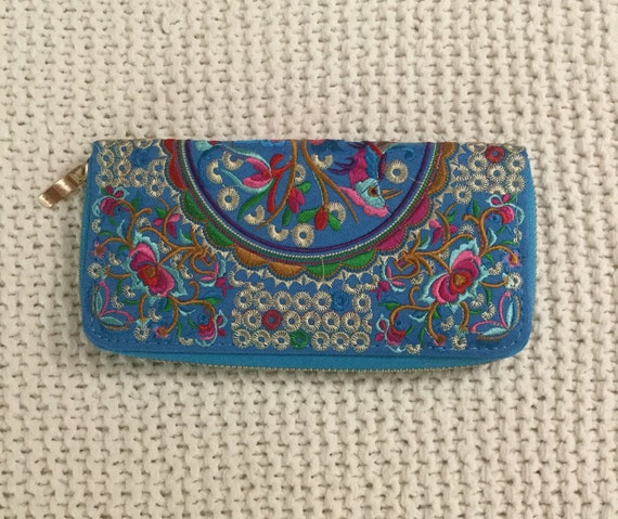 Fabric Floral Design Embroidered Wallet