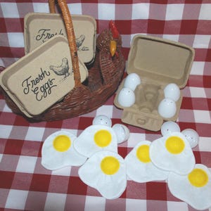 HomeSewn Felt Play Foods Half a Dozen Crackable Eggs with Carton - Interactive Play Time!