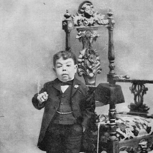 Vintage Post Card The Turkish Tom Thumb