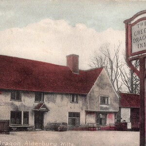 Vintage Post Card The Green Dragon Inn, Alderbury, Wilts