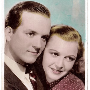 Vintage Postkaart Cecilia Parker en Eric Linden