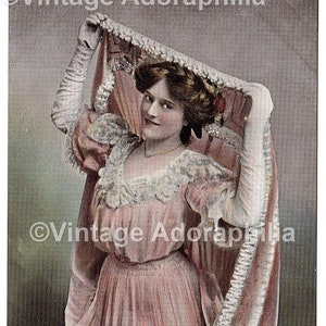 Vintage Postkaart Miss Maie Ash