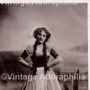 Vintage Postkaart Miss Gladys Archbutt
