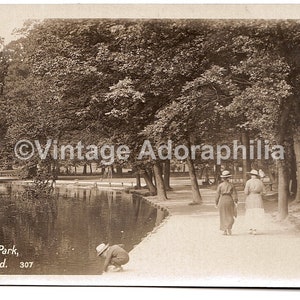 Vintage Postkarte Raphael Park, Romford