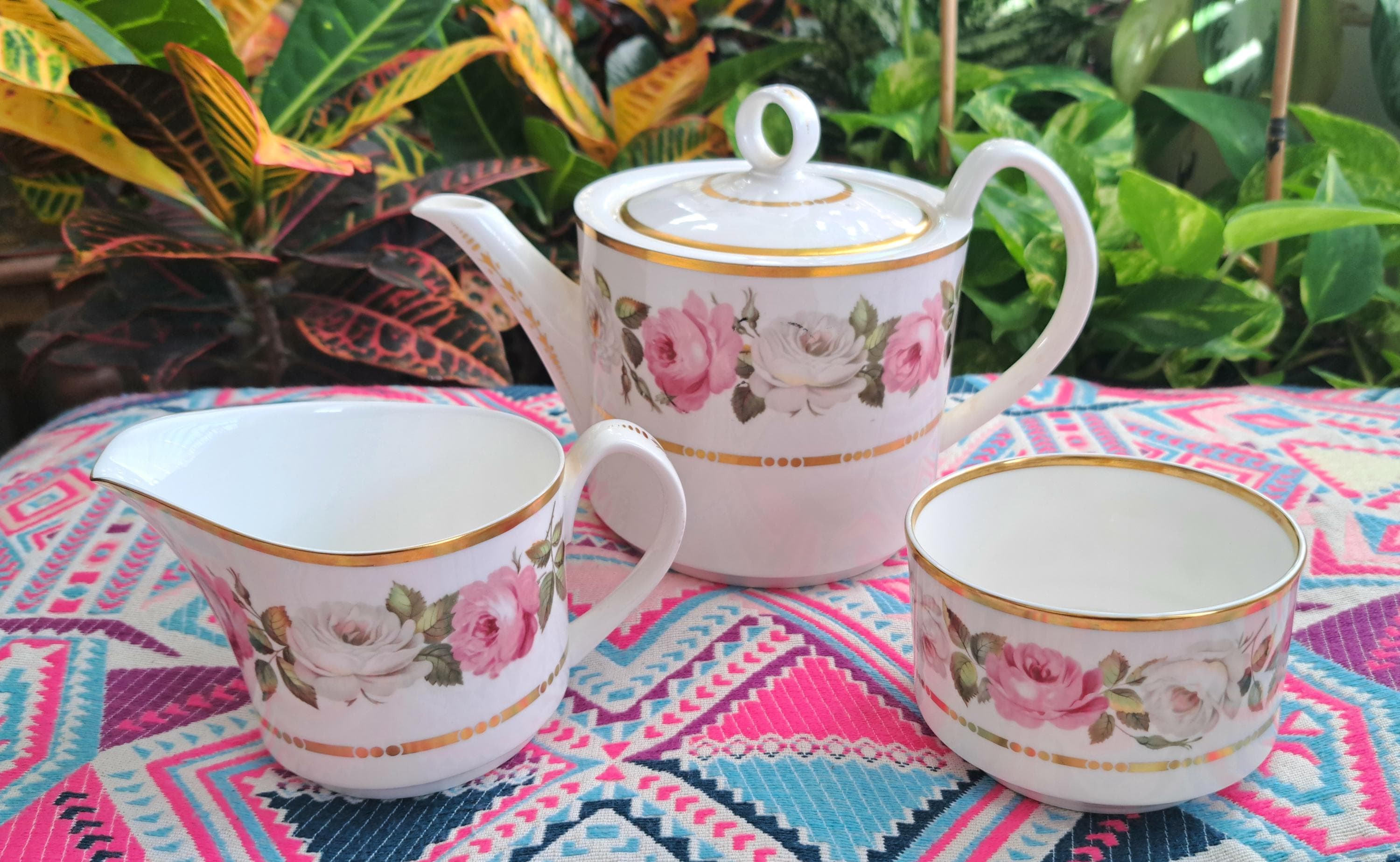 Royal Worcester Royal Garden Teapot , Sugar Bowl , Creamer , White 