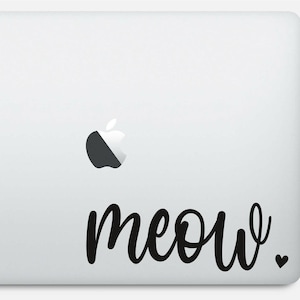 Miaou avec décalcomanie cardiaque, décalcomanie pour ordinateur portable, vinyle, macbook, ordinateur portable, autocollant - disponible en 9 tailles et 30 couleurs différentes